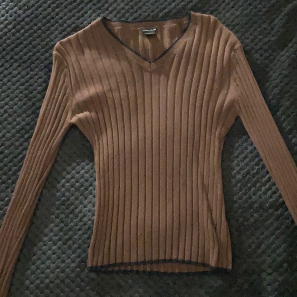 Guess jeans sweater. Size L juniors